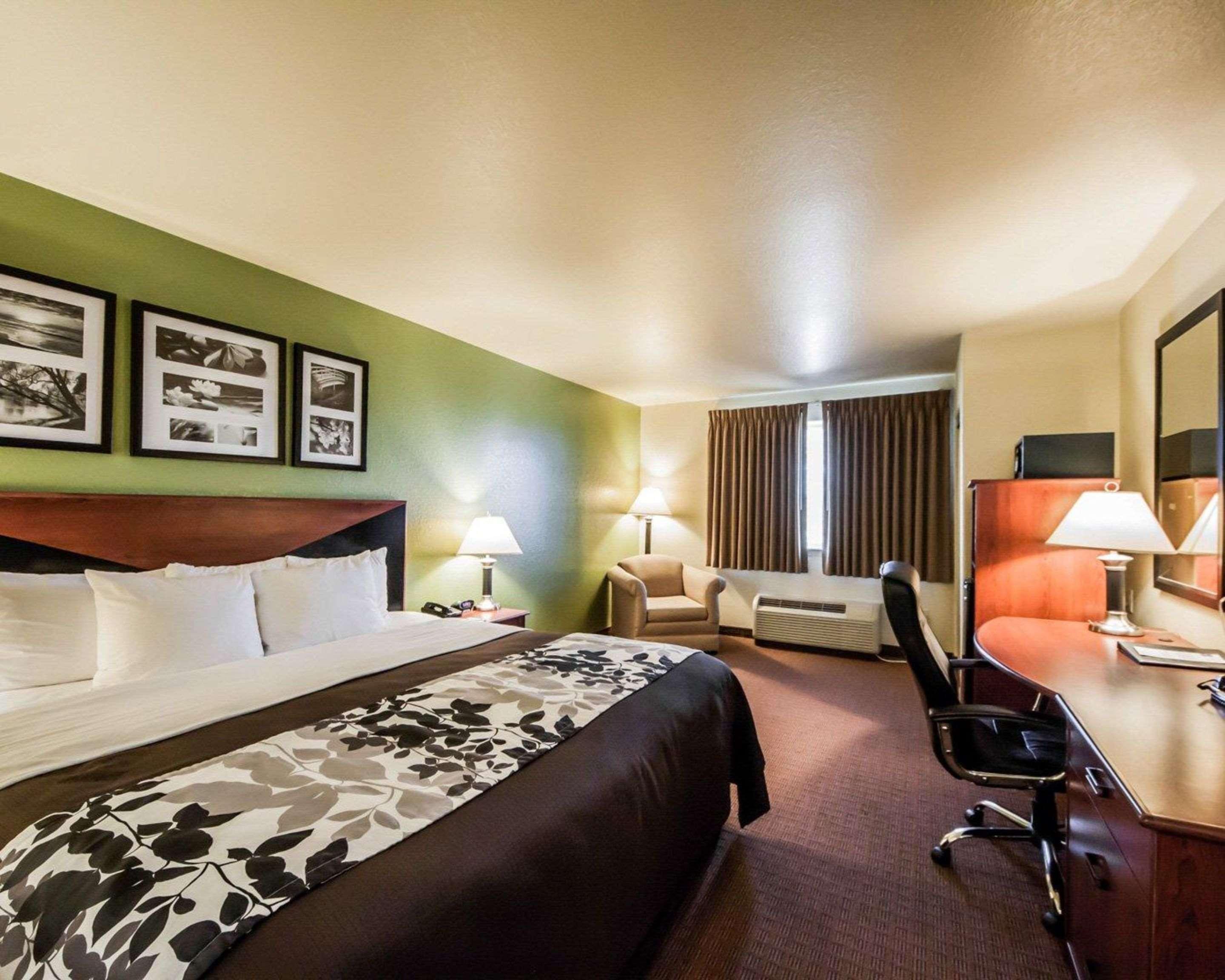 Sleep Inn & Suites Shamrock Bagian luar foto